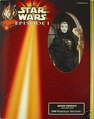 QUEEN AMIDALA 1999 PORTRAIT EDITION BLACK TRAVEL GOWN  