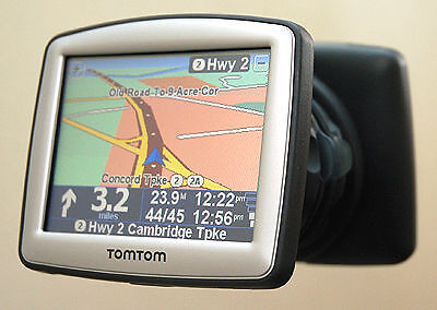 TomTom ONE 130 Portable Car GPS Navigator w/Extras US/Canada Maps tom