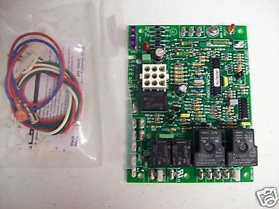 UTEC Furnace Control Circuit Board Panel 1012 933D  