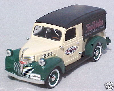 ERTL Dodge Diecast Pickup Truck: 1947 Soft-side Canopy Delivery P/U - 1:25 Scale