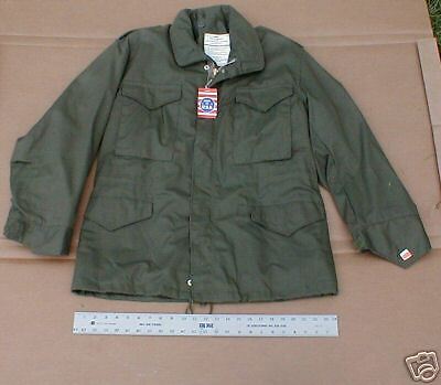 USA MADE QUALITY MILITARY FIELD JACKET GREEN XS,S AND MED. SIZES 